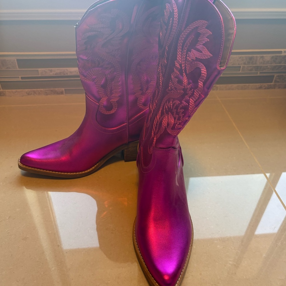 Women’s Beast Fashion Western Boots
